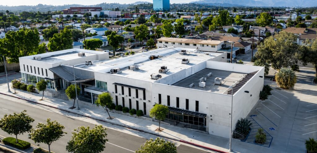 Hampton Nautical’s Los Angeles